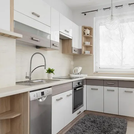 Modern With Parking In Cracow By Rent Like * Cracovia