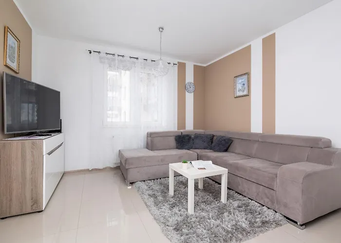 Modern With Parking In Cracow By Rent Like 아파트